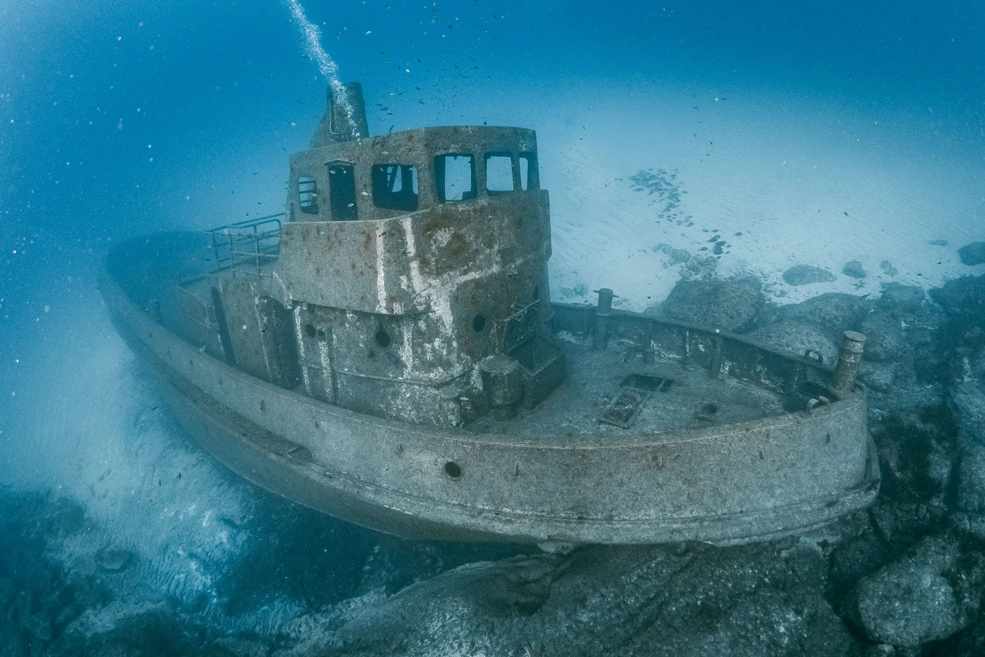 https://barbados.org/landscap/carlisle-bay-offshore.jpg