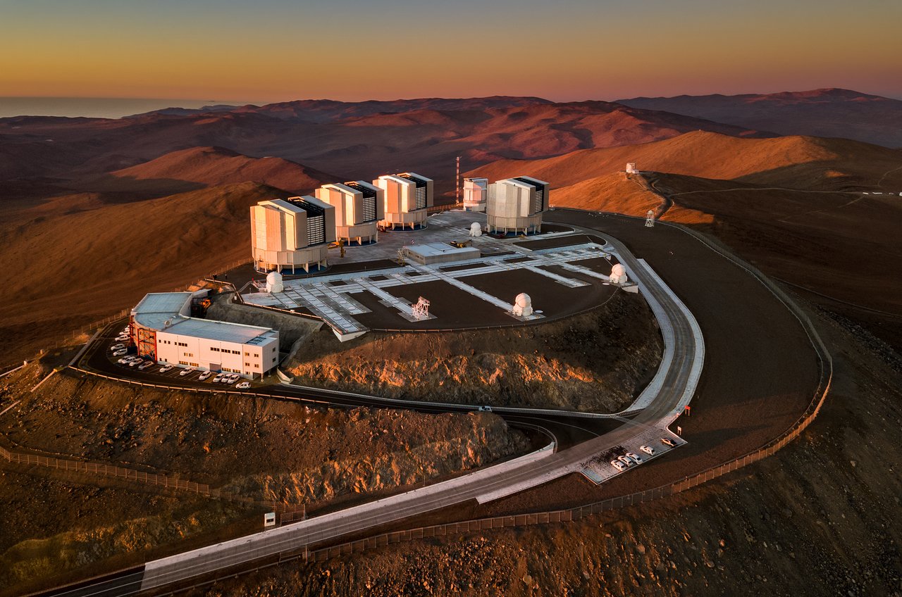 Very Large Telescope (VLT)