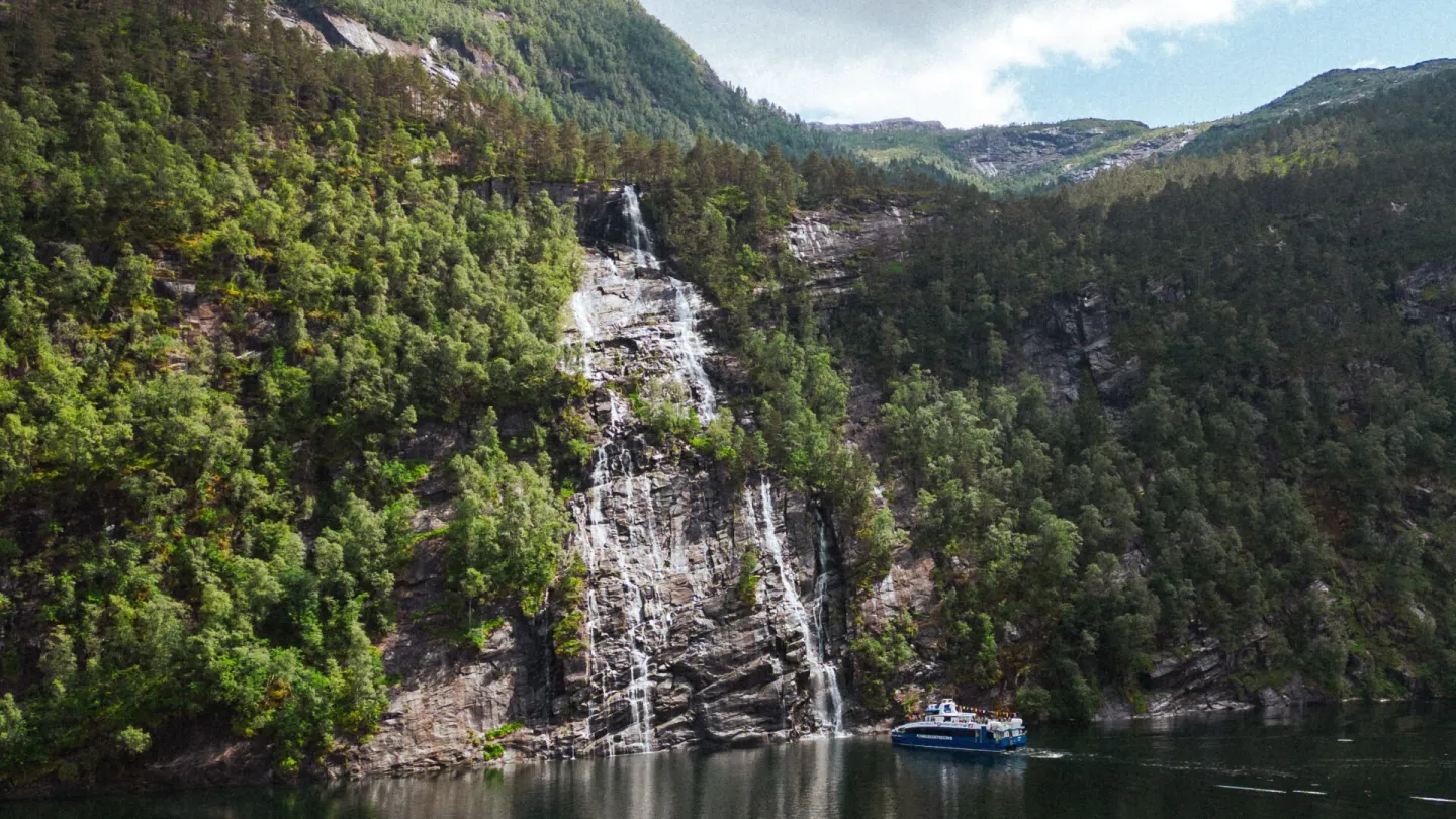 Modalen Waterfall