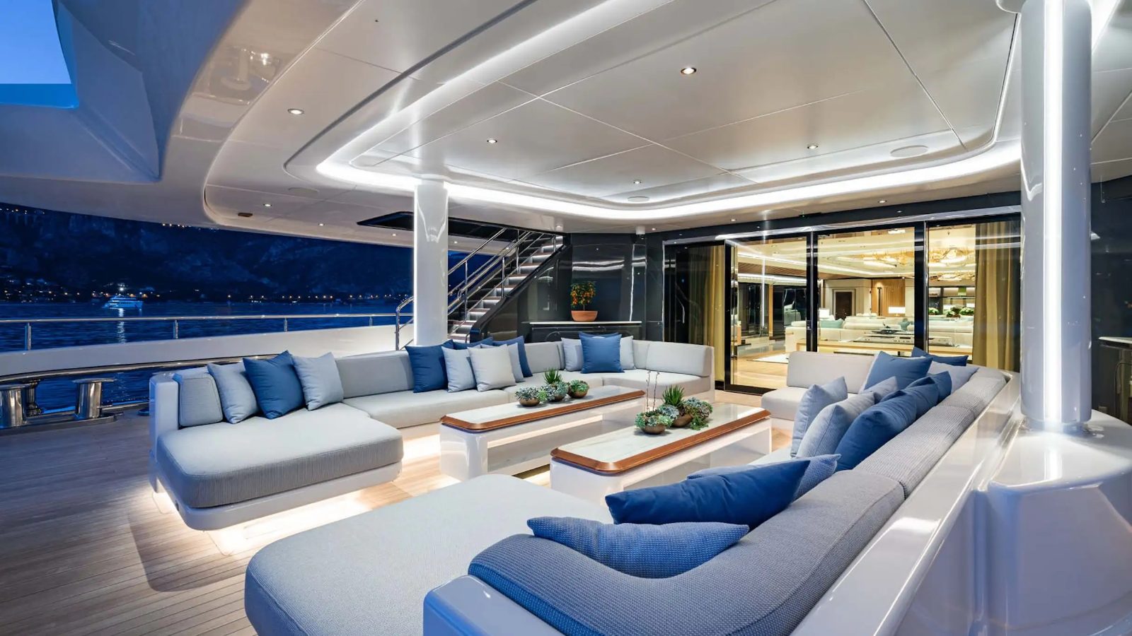 Horizon Lounge Seating