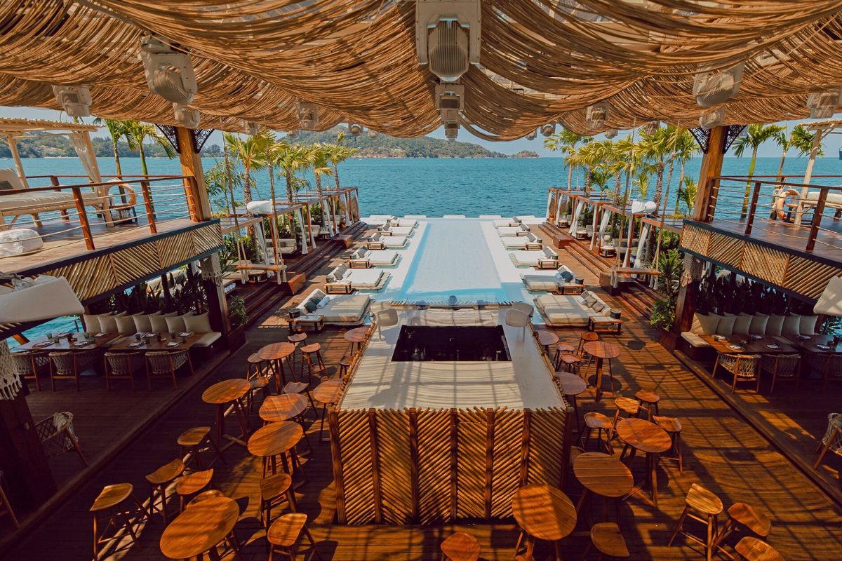 Floating Restaurant