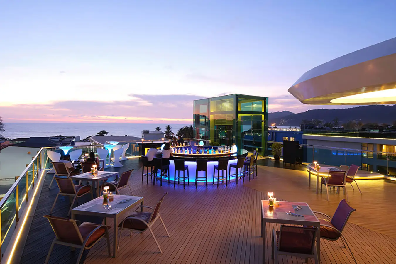 Main Deck Lounge
