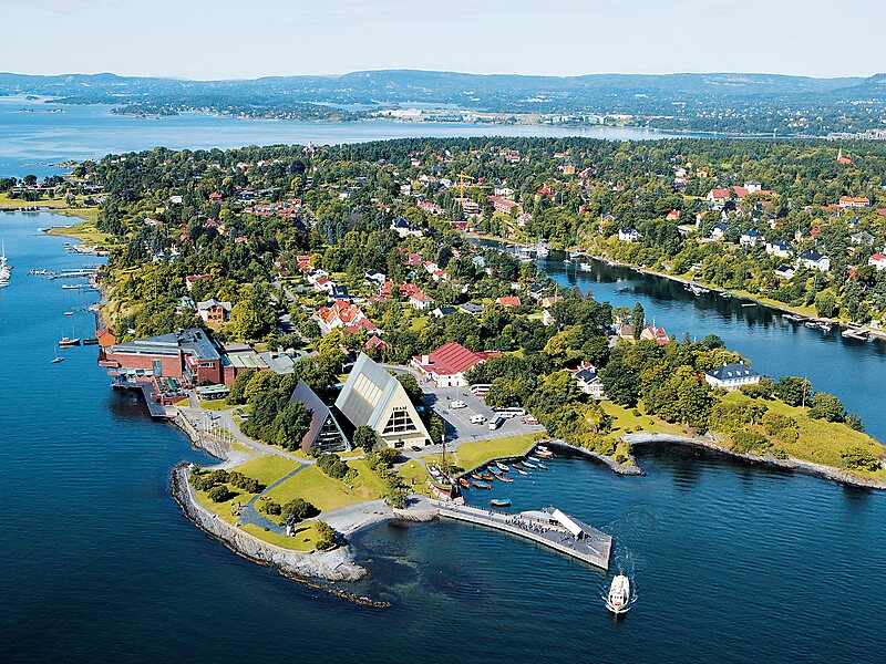 Viewing Bygdøy Peninsula