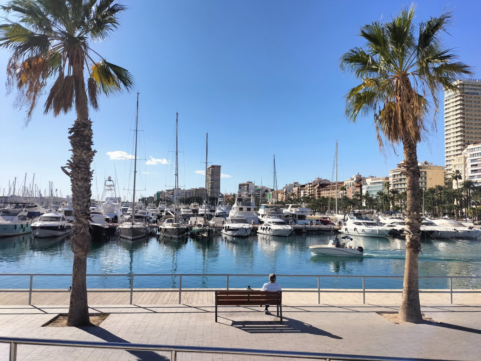 Marina Deportiva Promenade
