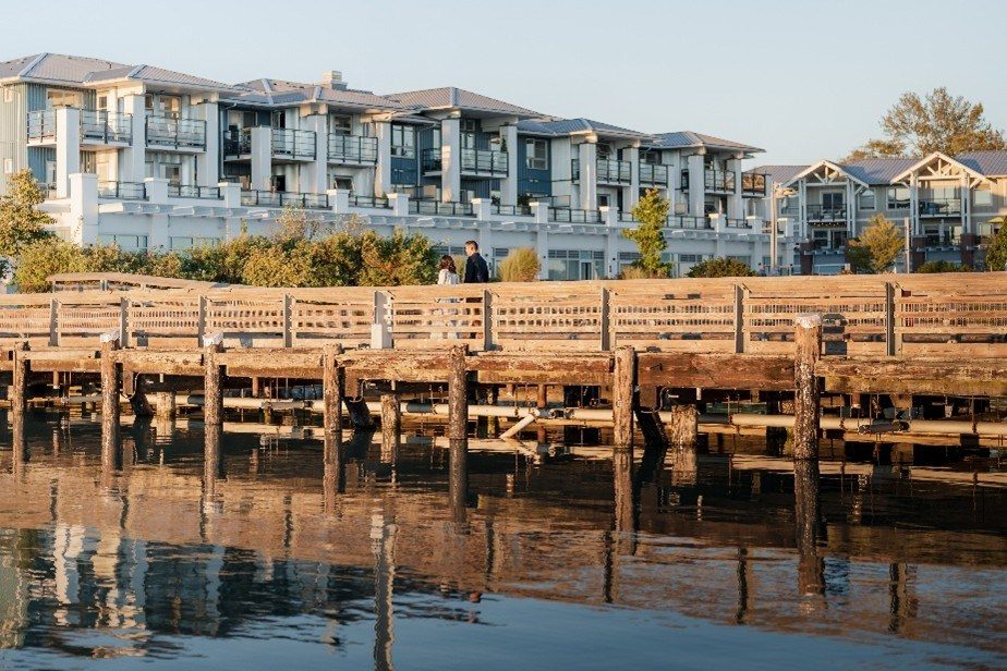 Steveston Waterfront Hotel