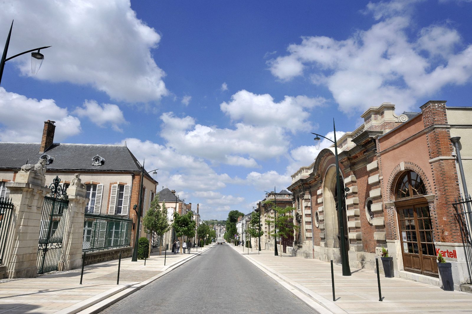 Morning Walk on Avenue de Champagne