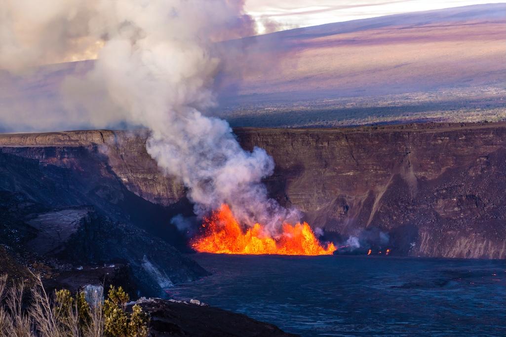 Kīlauea Caldera