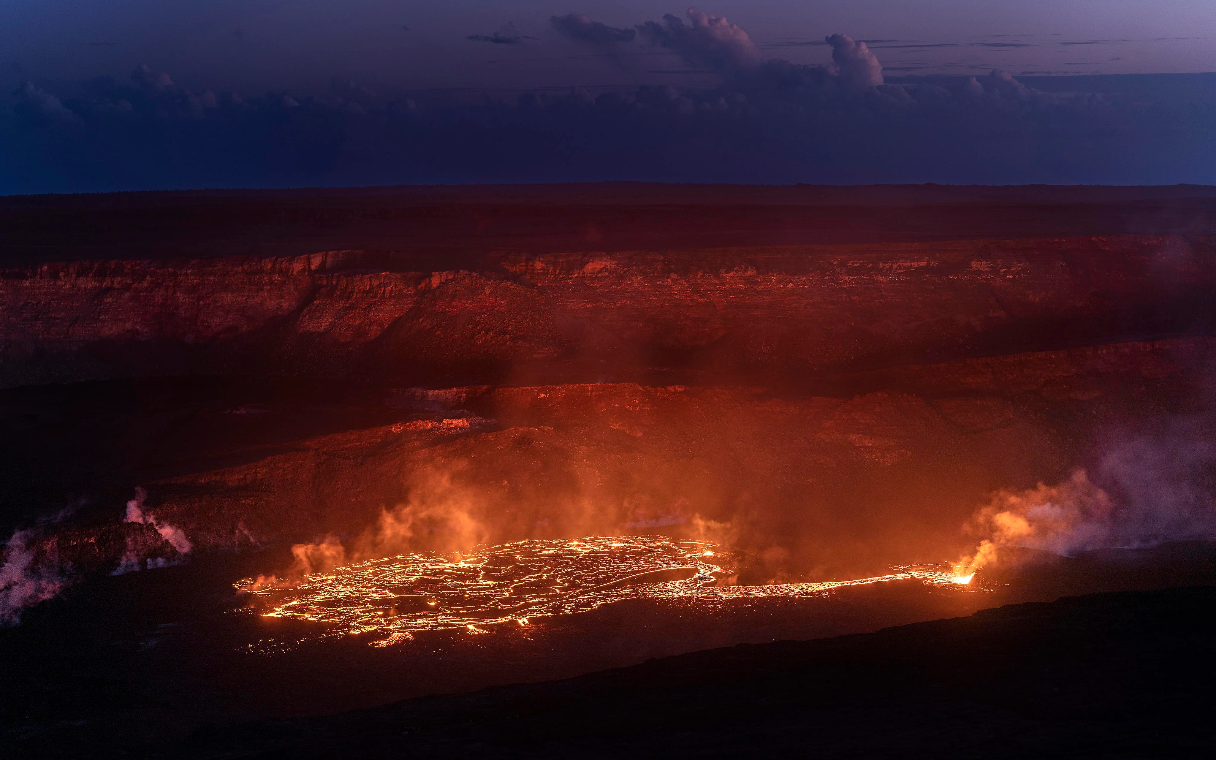 Halemaʻumaʻu Crater