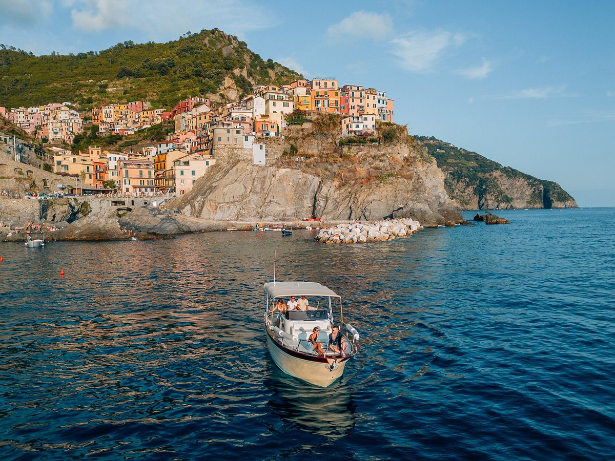 Cinque Terre Boat Tour From Monterosso