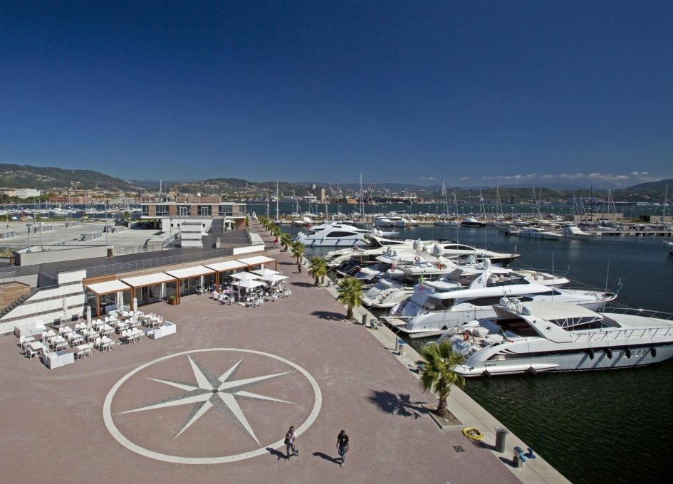 Porto Mirabello District