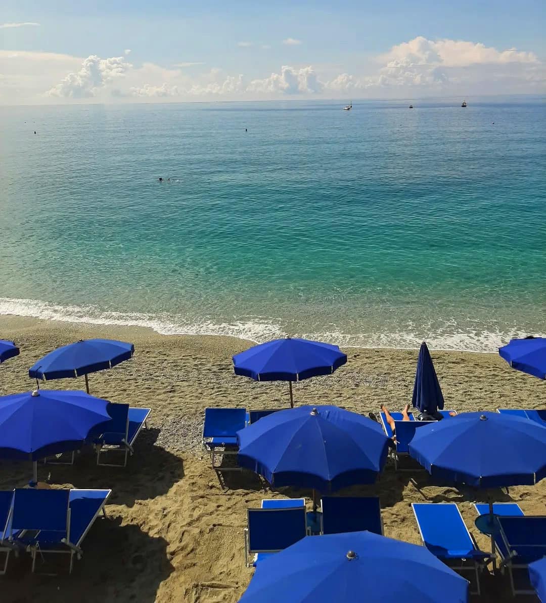 Fegina Beachfront