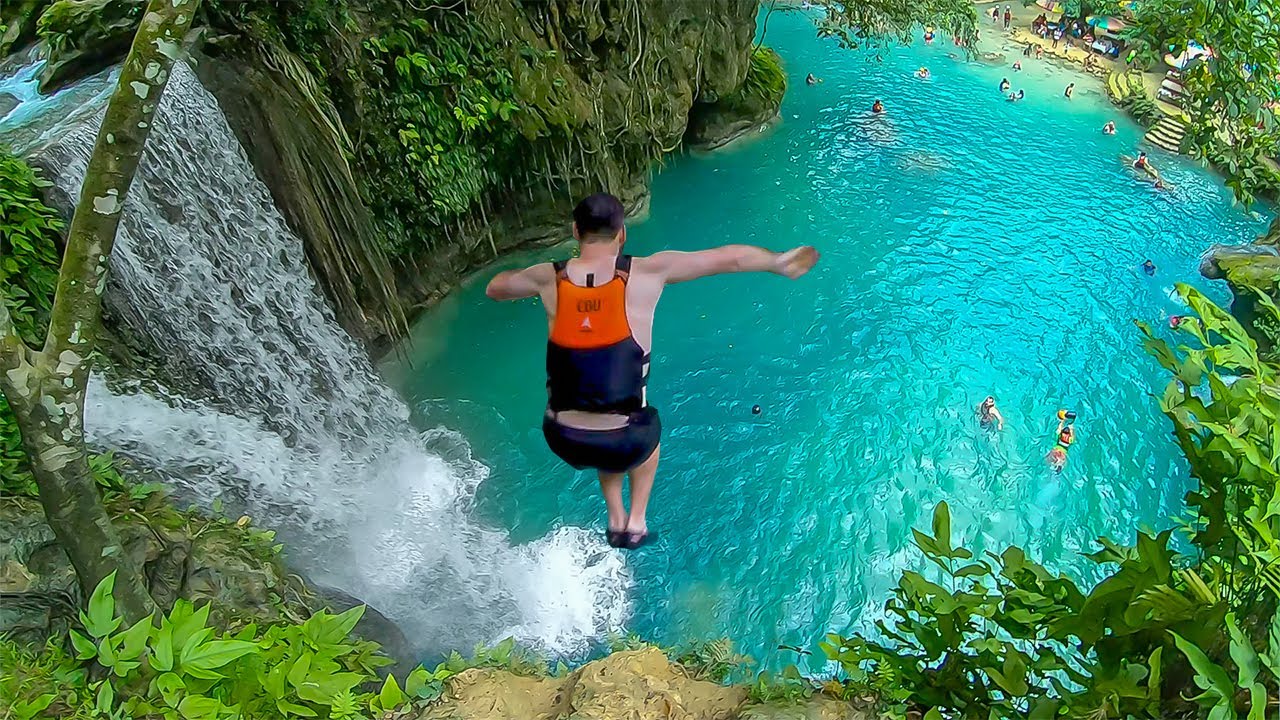 Kawasan Falls Cliff Jump Platform