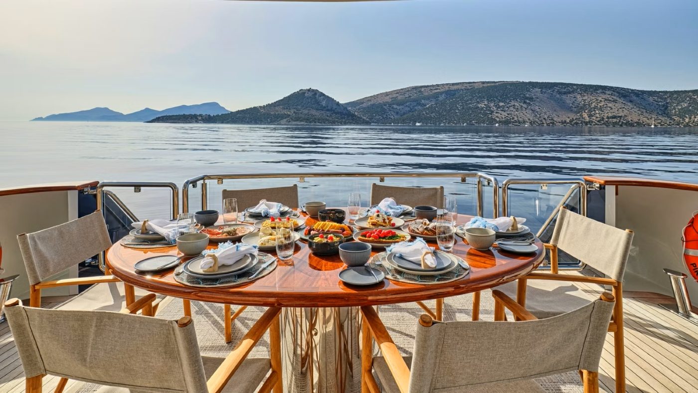 Dinner service