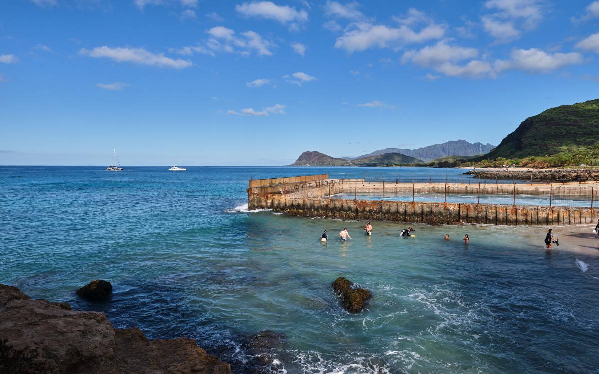 Electric Beach (Kahe Point)