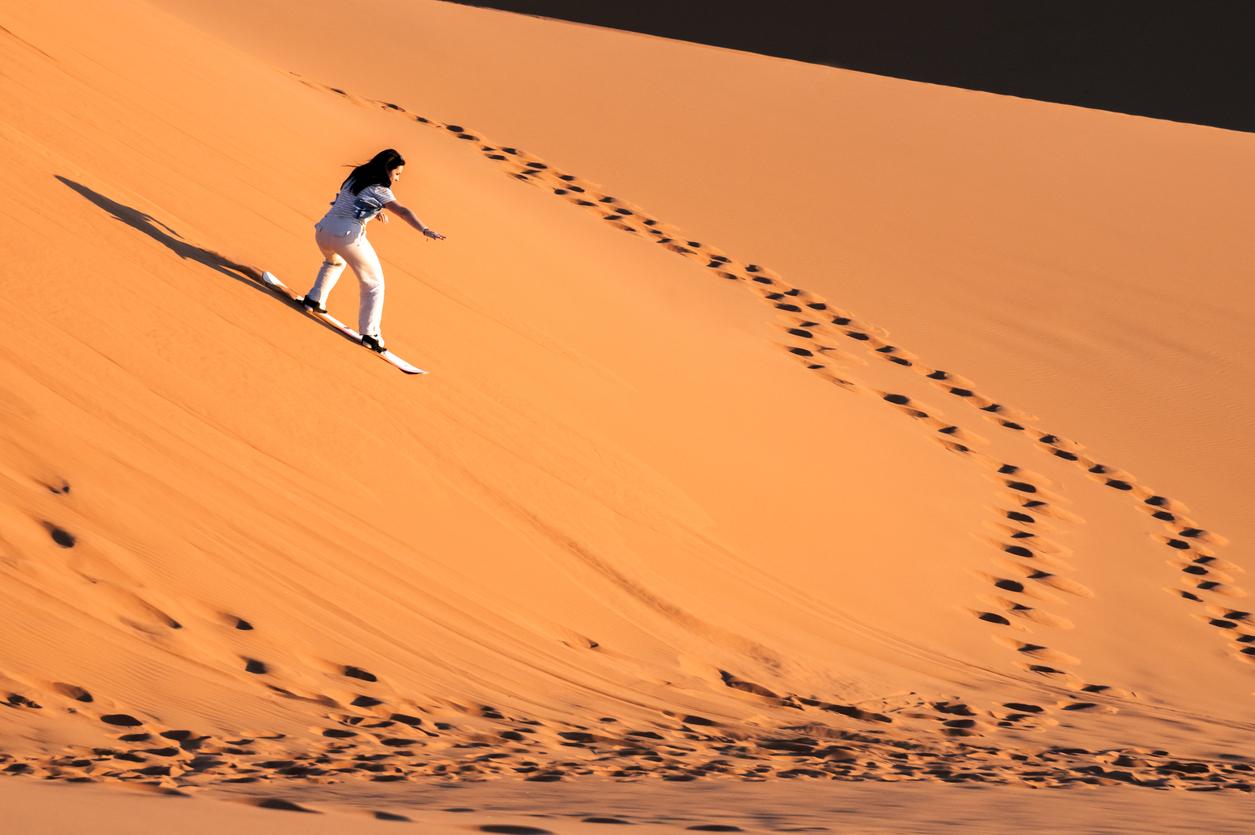 Sandboarding