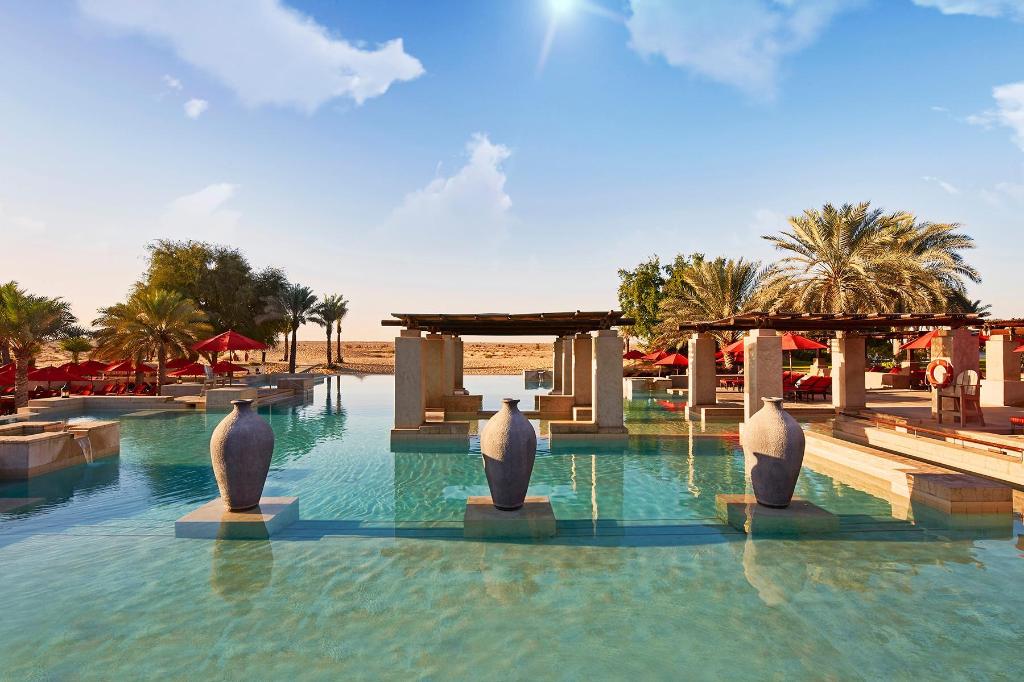 Bab Al Shams area