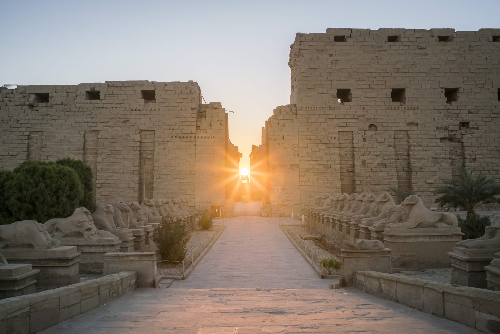 Karnak and Luxor Temple Skyline