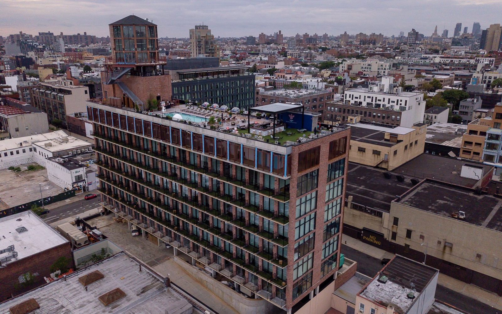 Williamsburg district