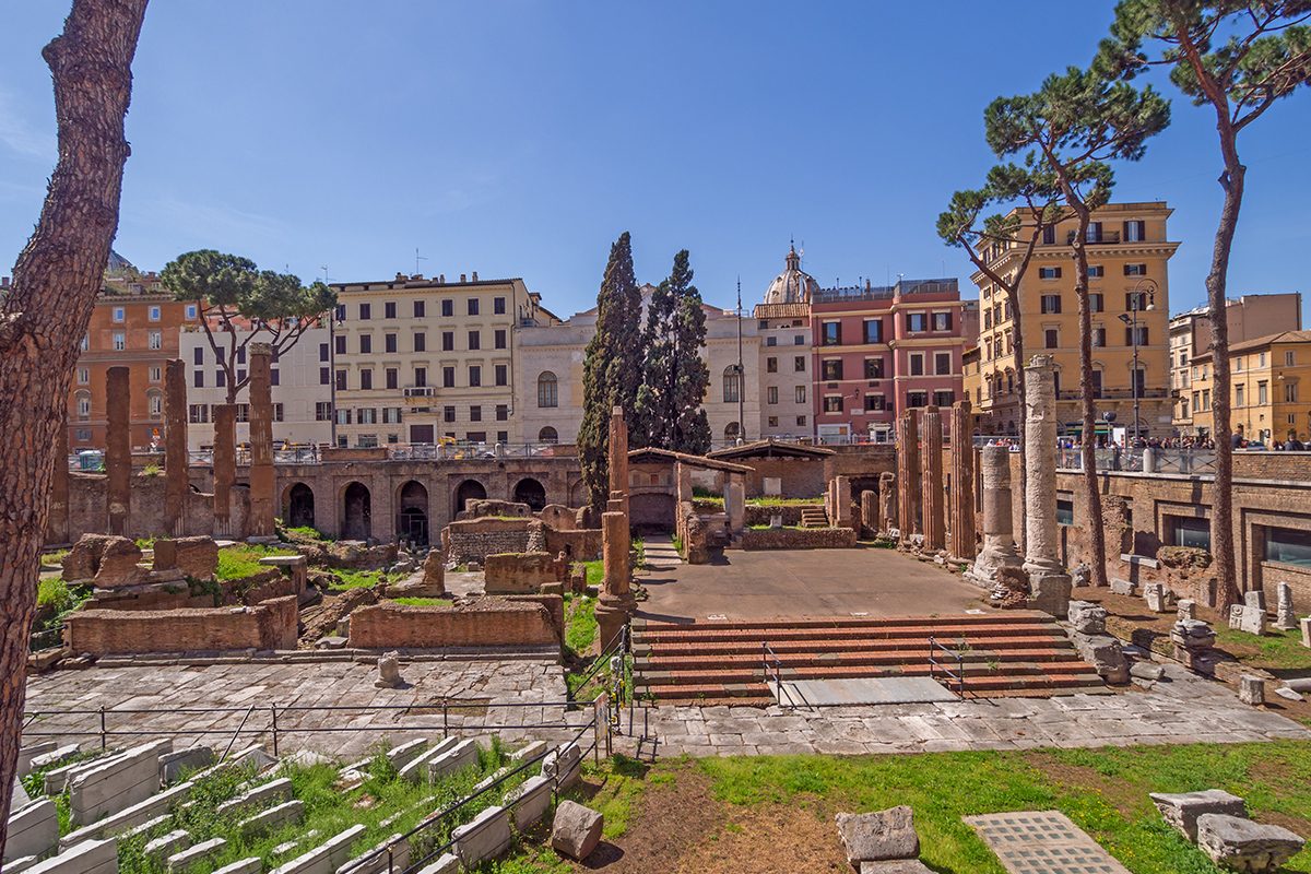 Largo di Torre Argentina
