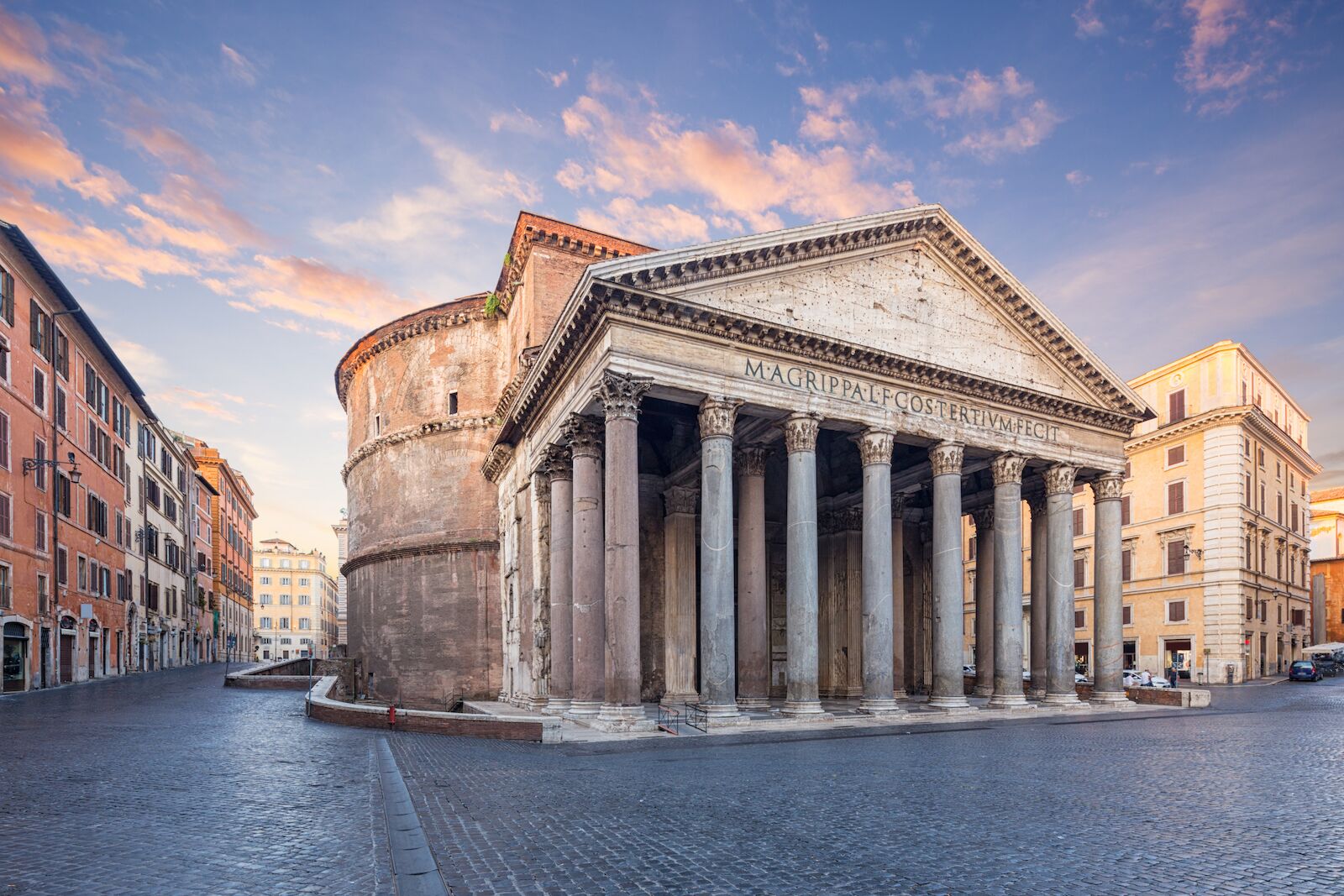 Pantheon Plaza