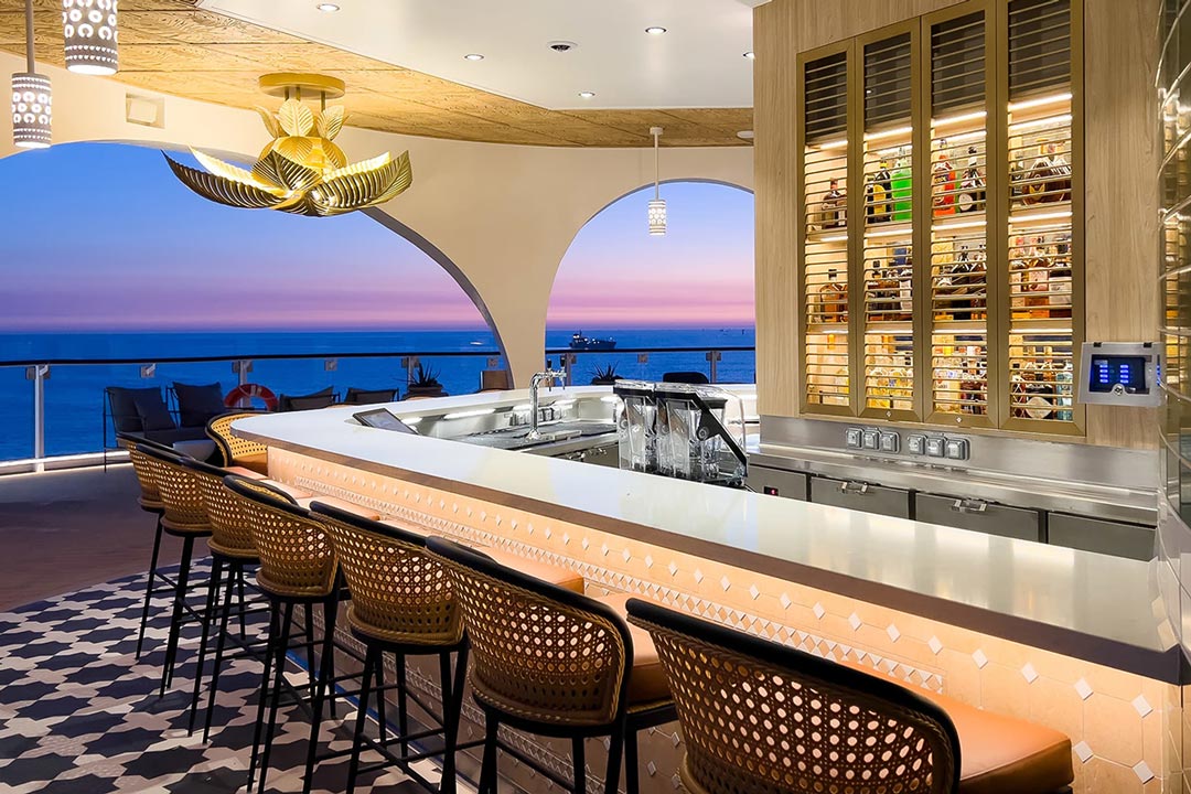 Cash bar and lounge area