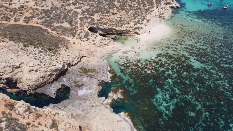 Cominotto Beach