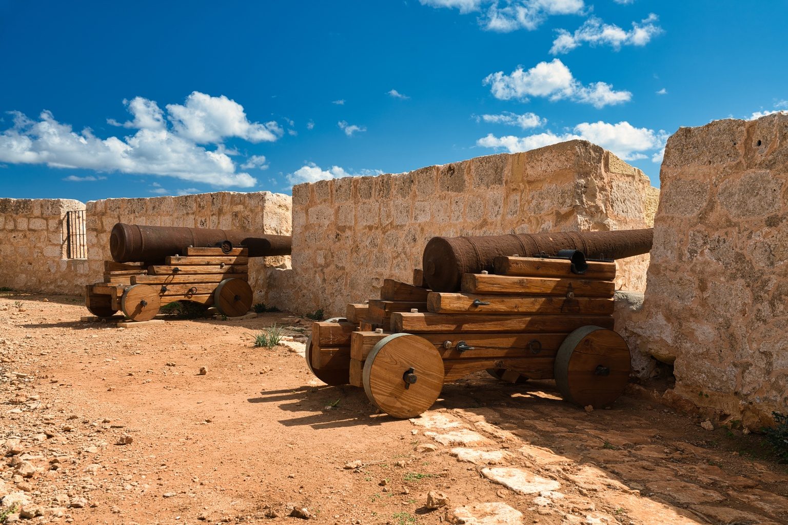 Santa Marija Battery
