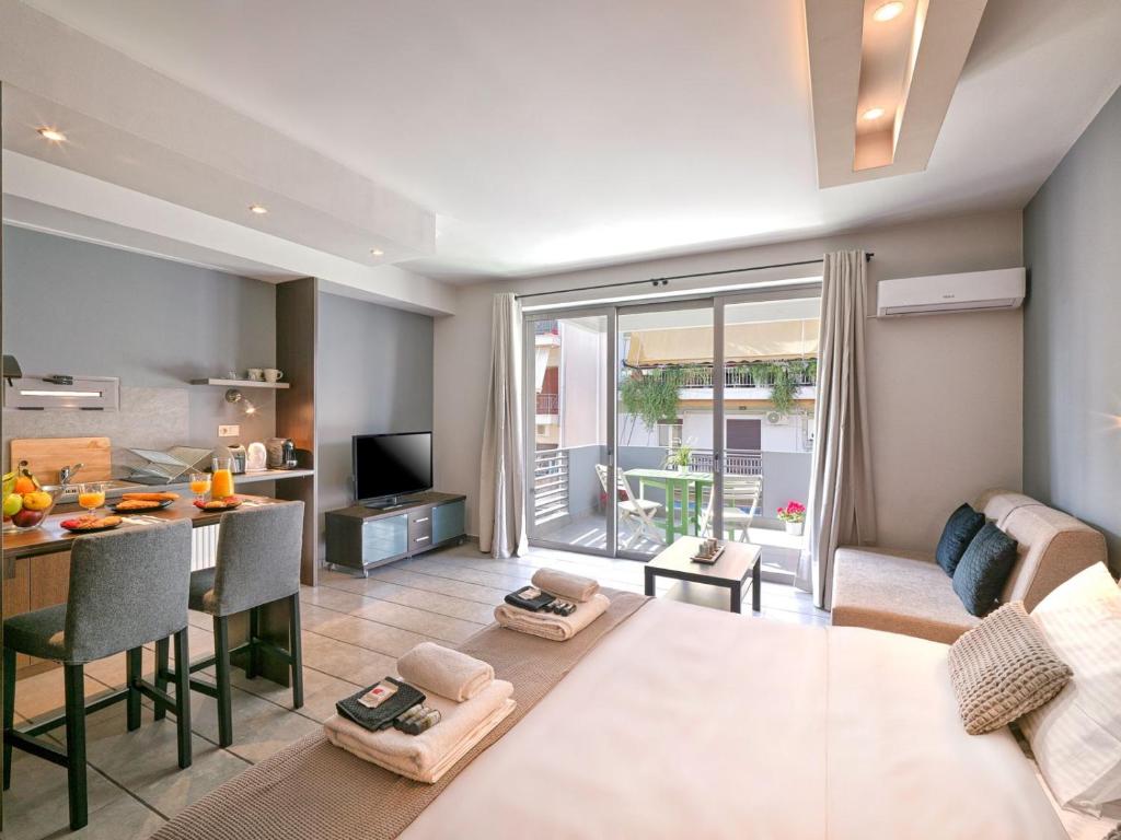 District Suites