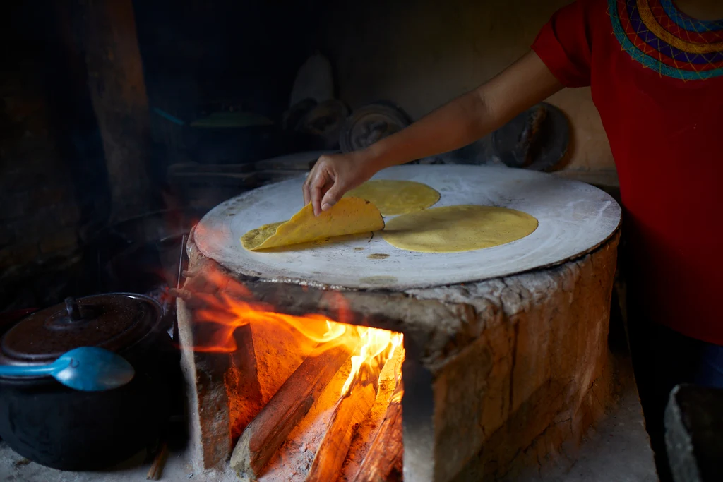 Comal Cooking Station