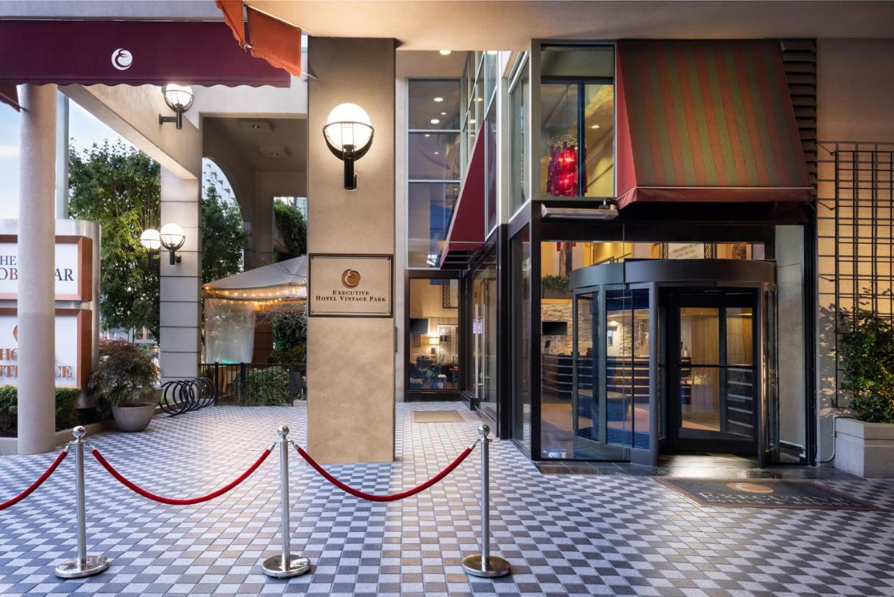 Executive Vintage Park Hotel