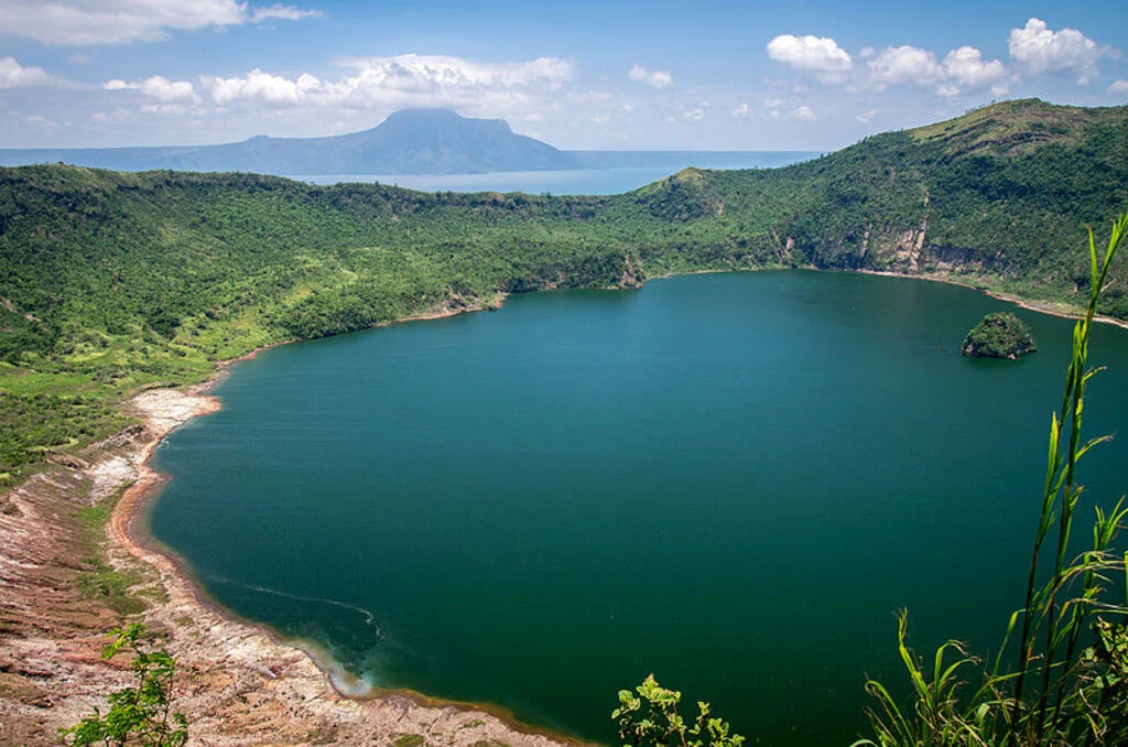 Caldera Lake Shoreline