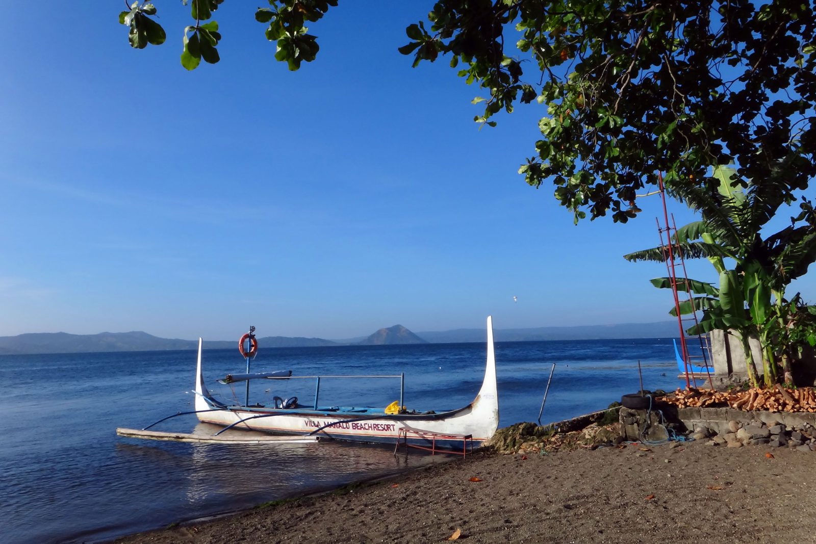 Pulo Island Shoreline