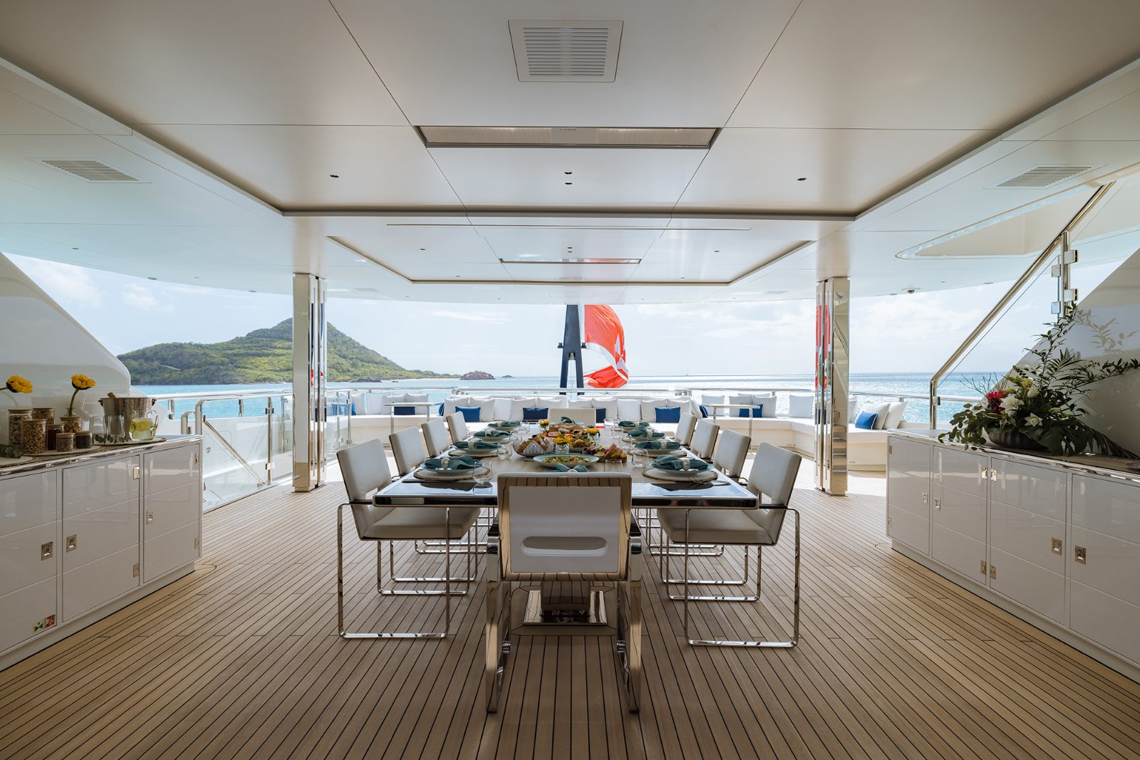 Bow Deck Vantage