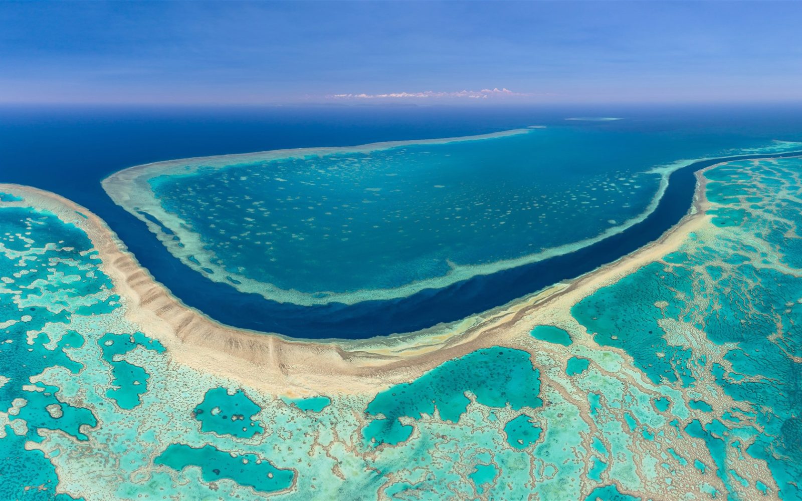 Fly-over Reef Edge