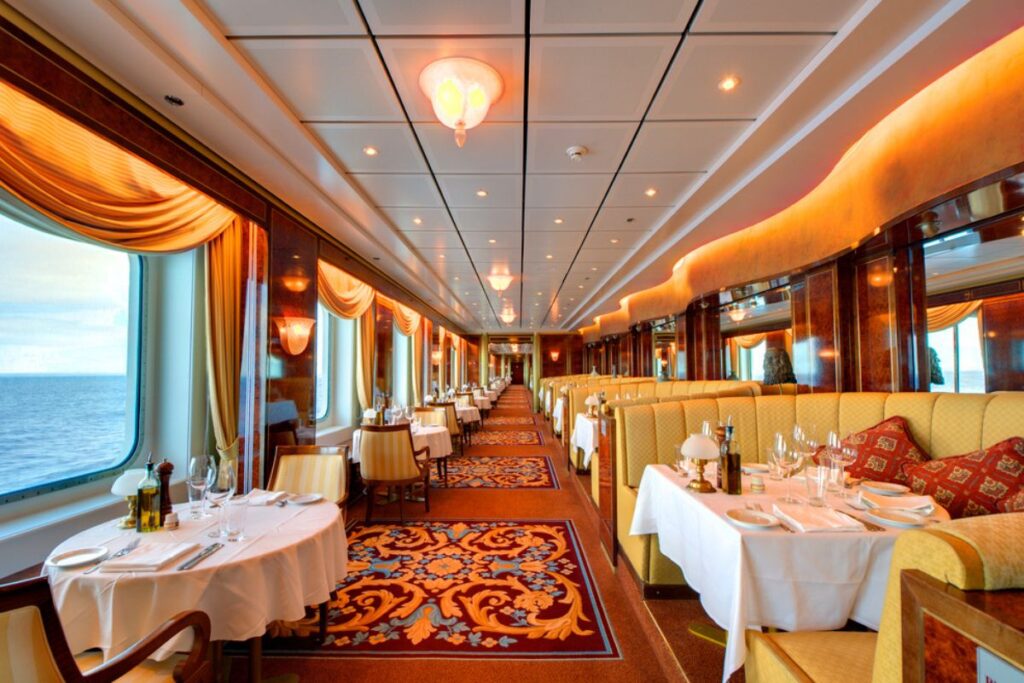 Toronto Cruise Lunch
