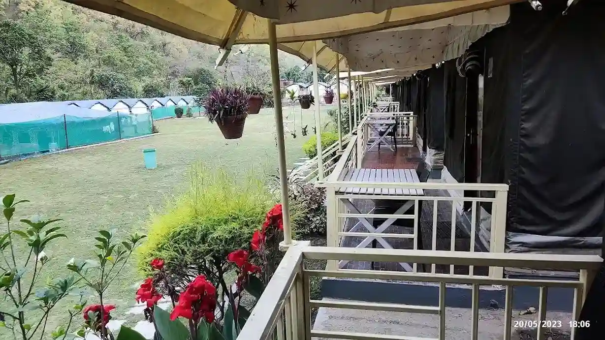 Tent Row Corridor