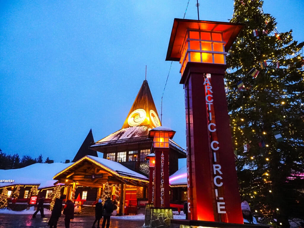 Arctic Circle Marker