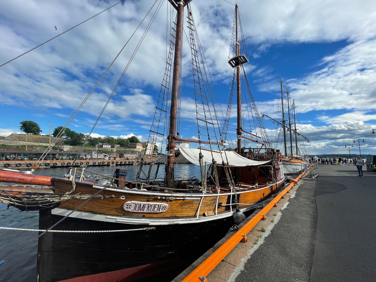 Step 1: Boarding at Rådhusbrygge 3