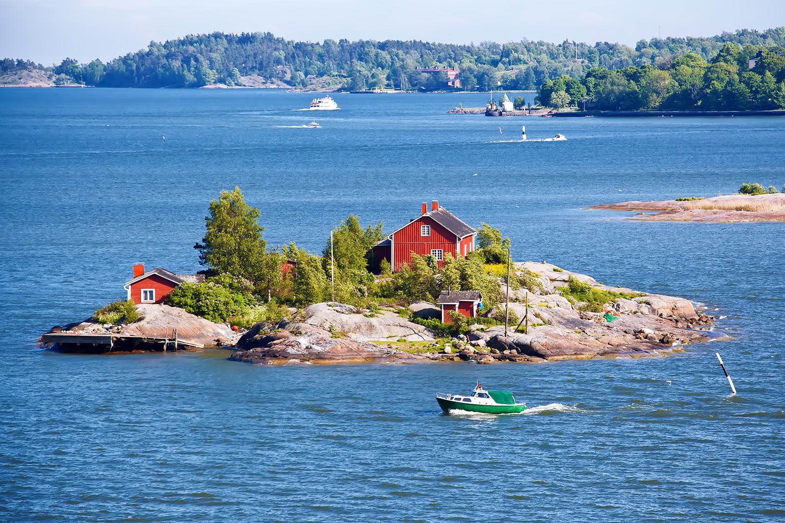 Archipelago cruising