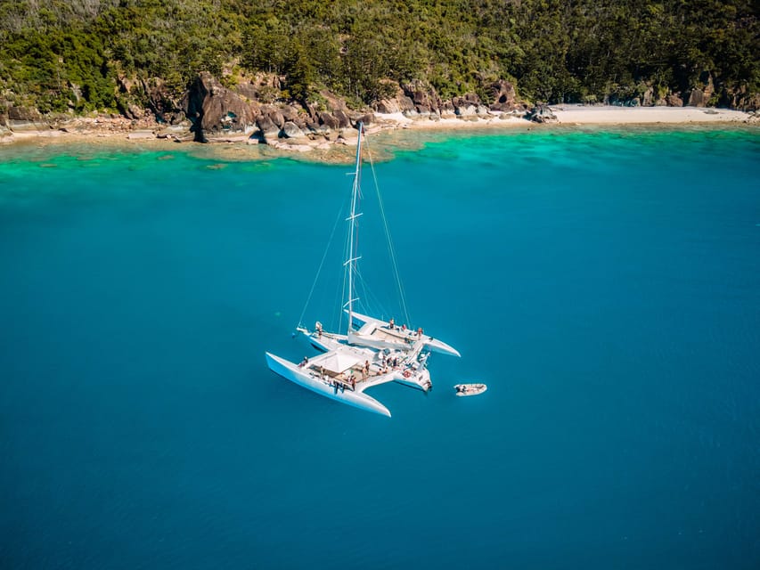 Catamaran Whitsundays Day Tour