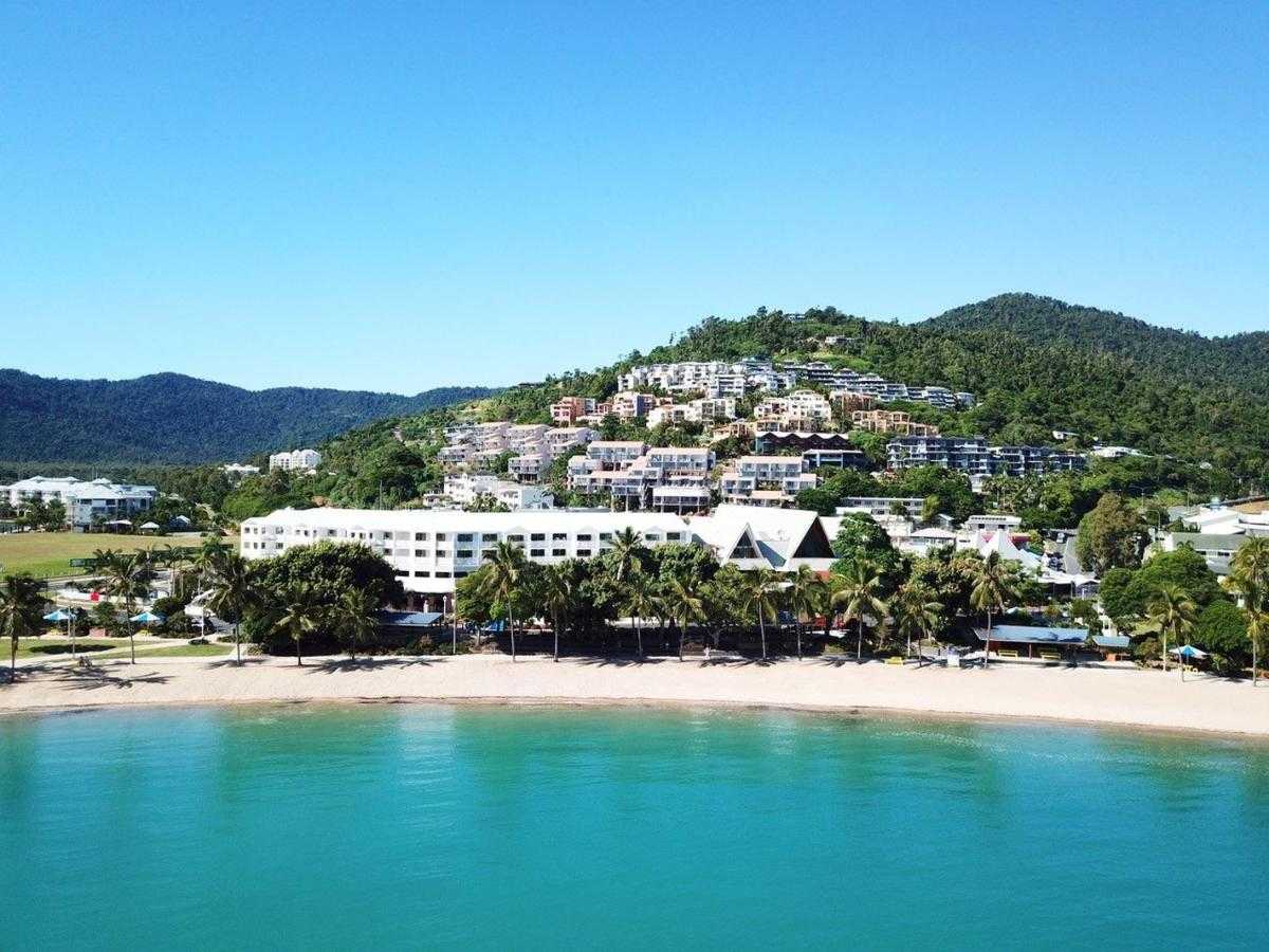 Airlie Beach district