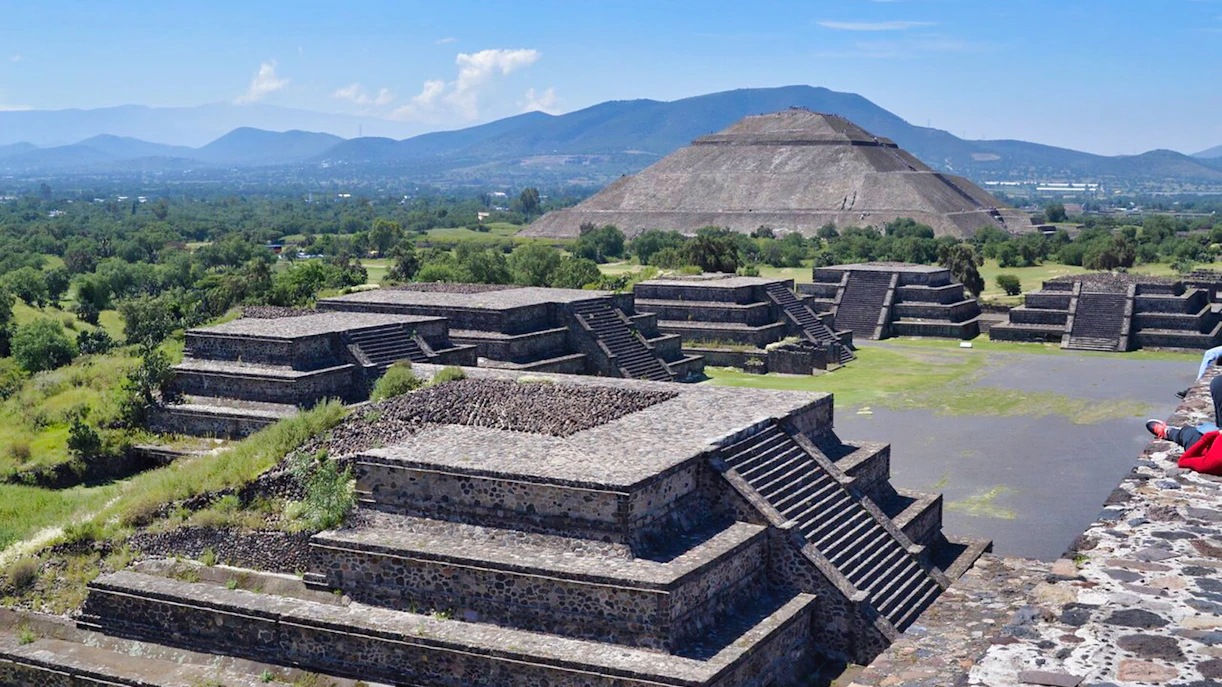 Pyramid of the Sun Summit