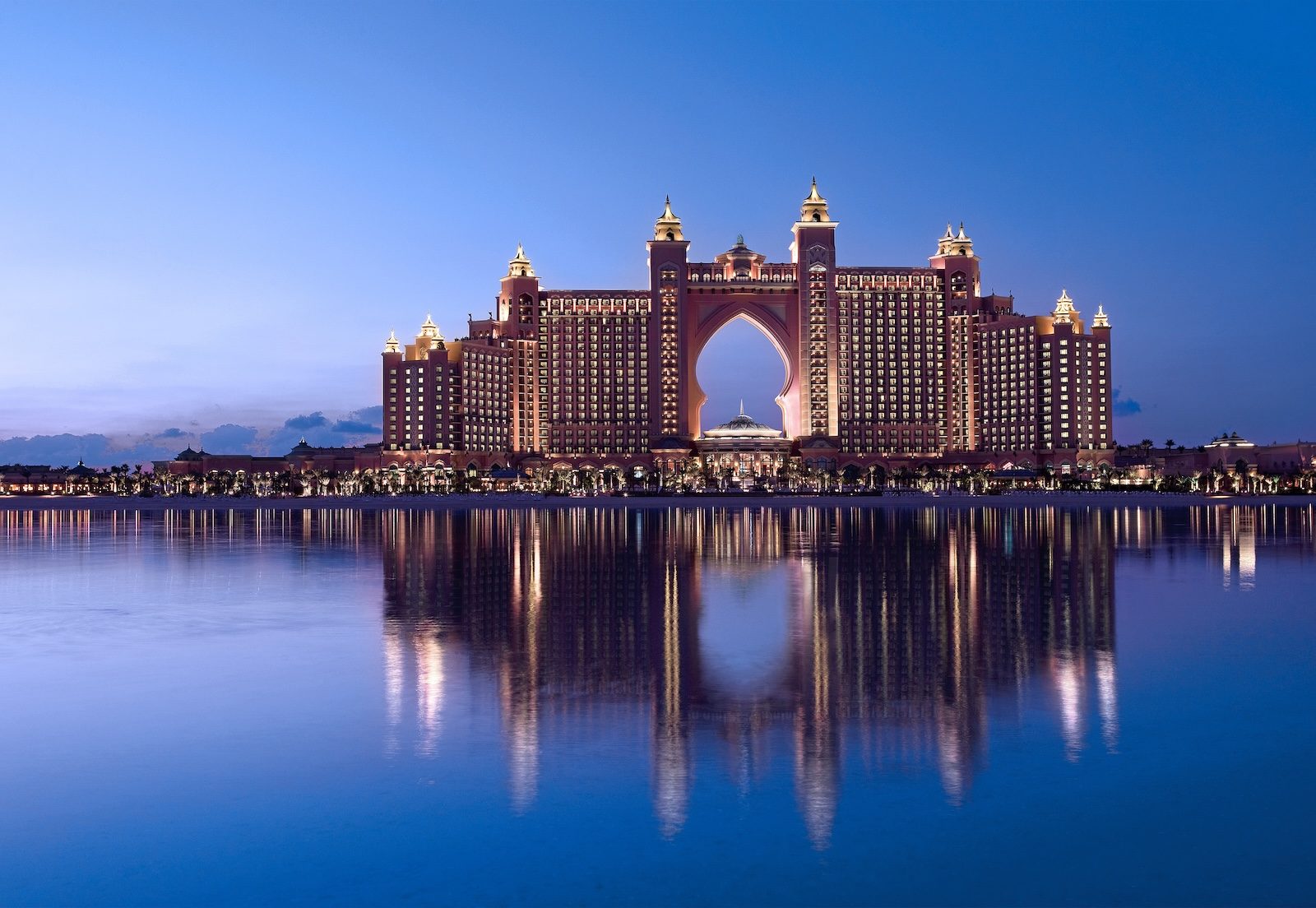 Atlantis The Palm Frontal Approach