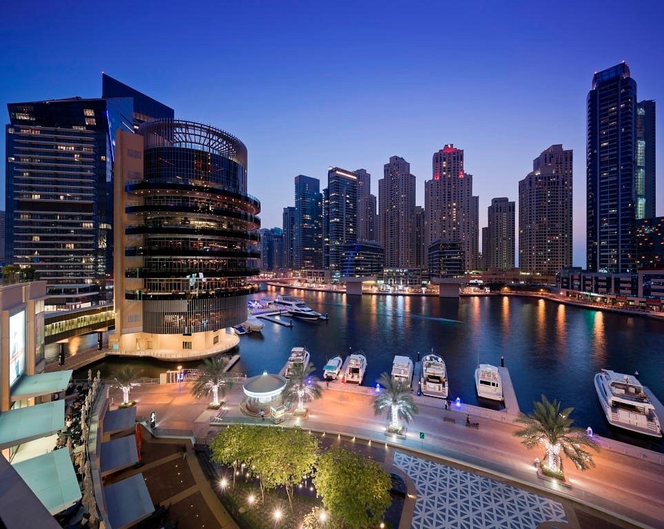 Marina Mall Waterfront