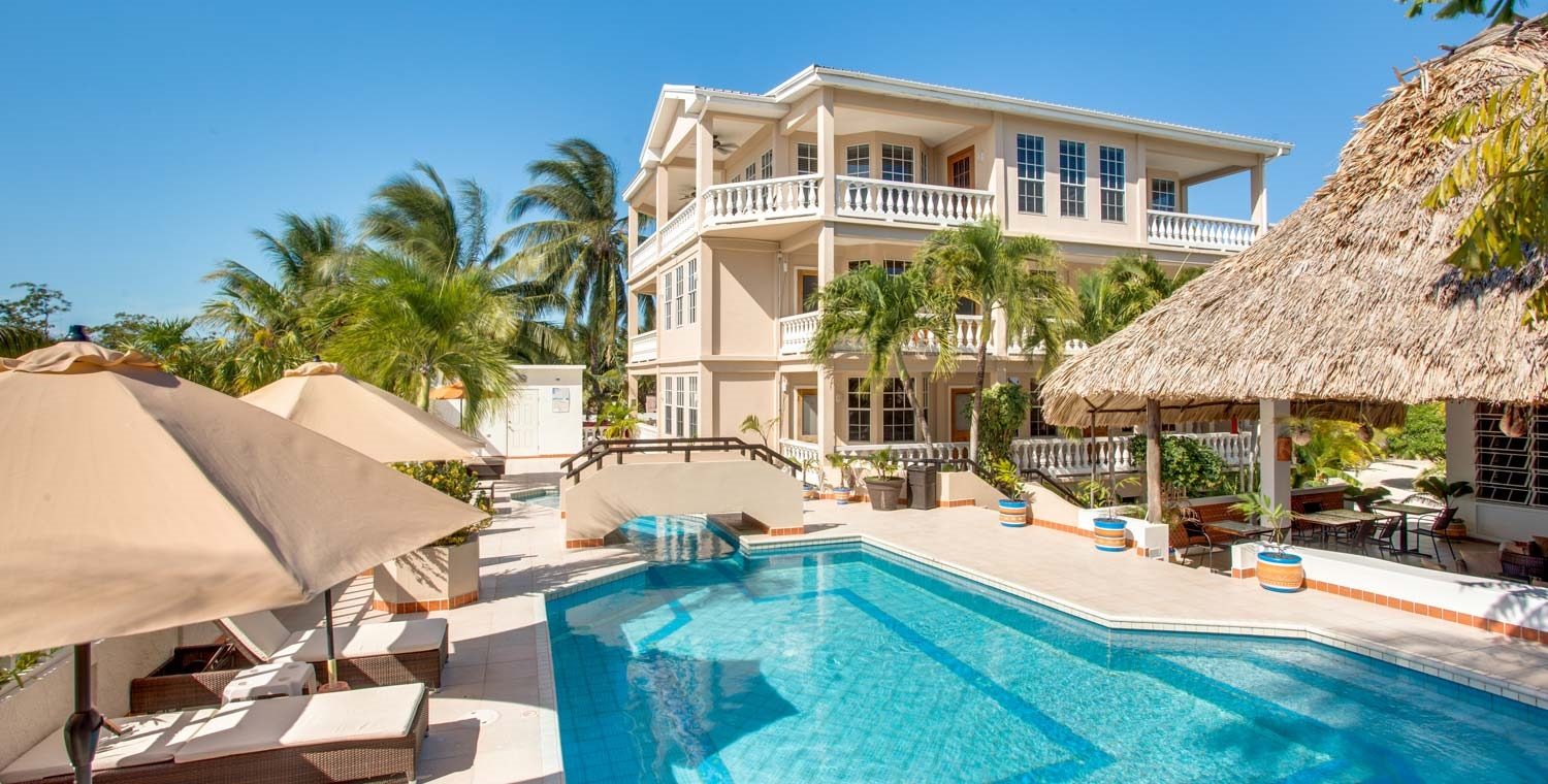 Iguana Reef Inn
