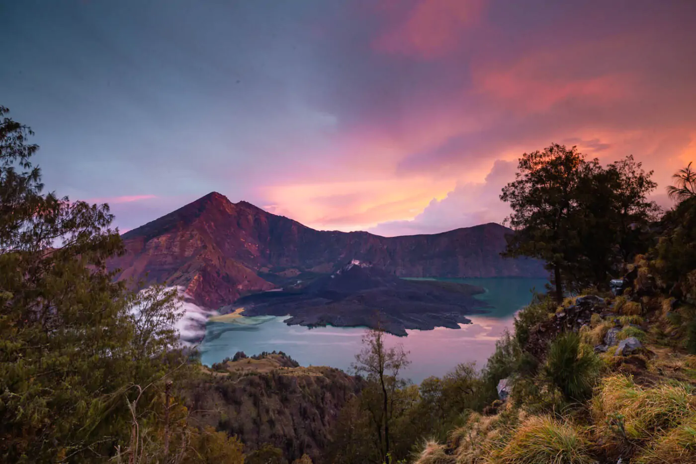 Segara Anak Crater Lake Viewpoint