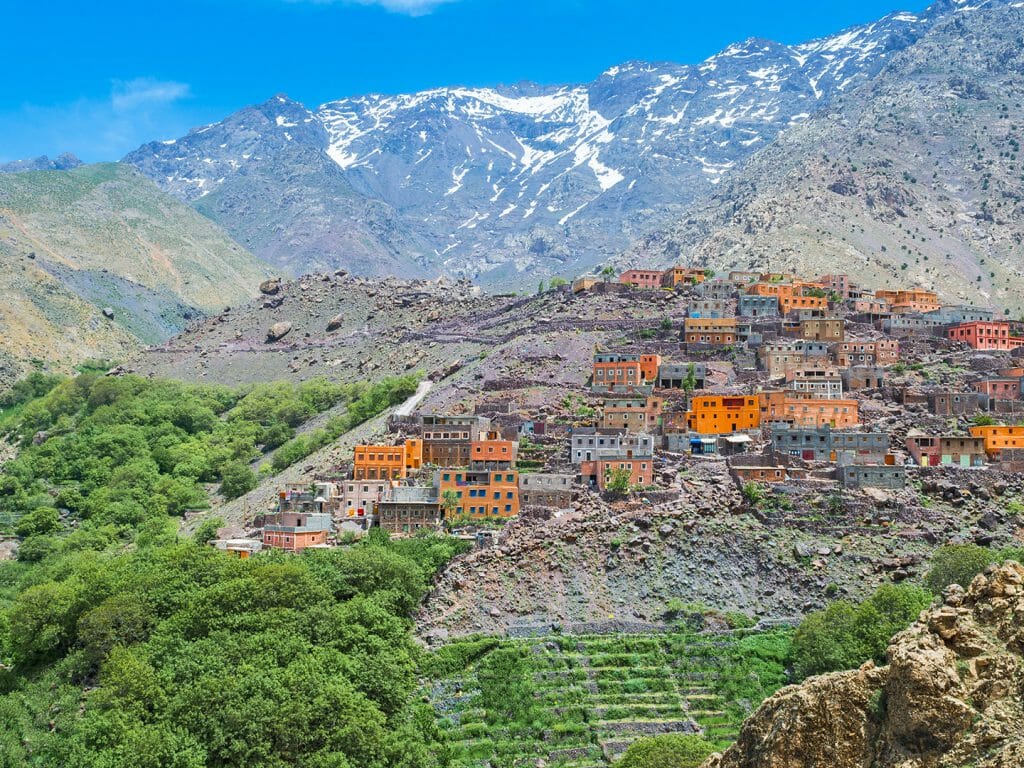 Aroumd village