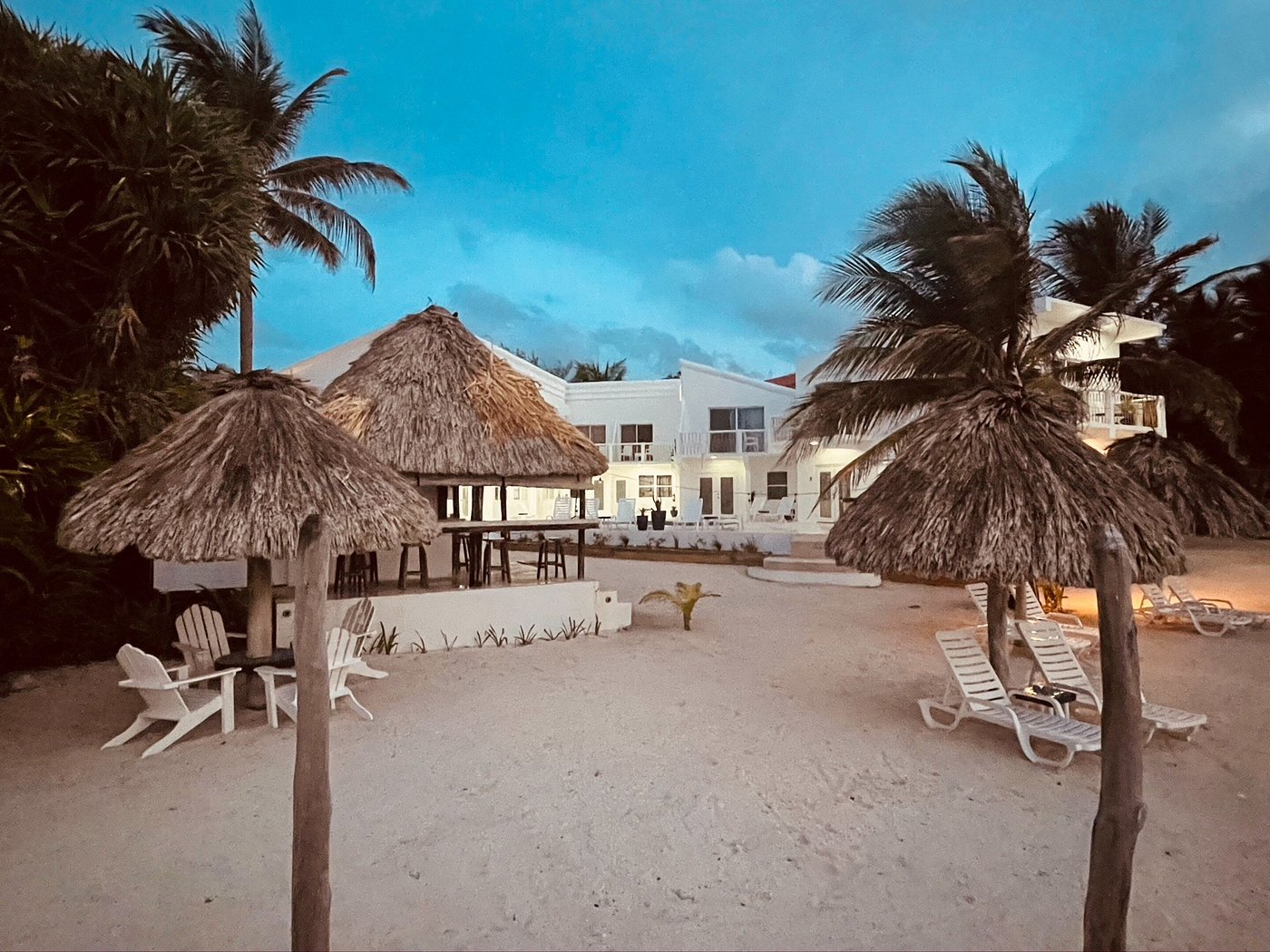 Mata Rocks Resort