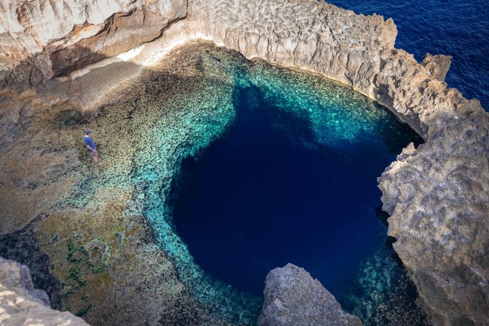 Blue Hole Rim Snorkel Edge