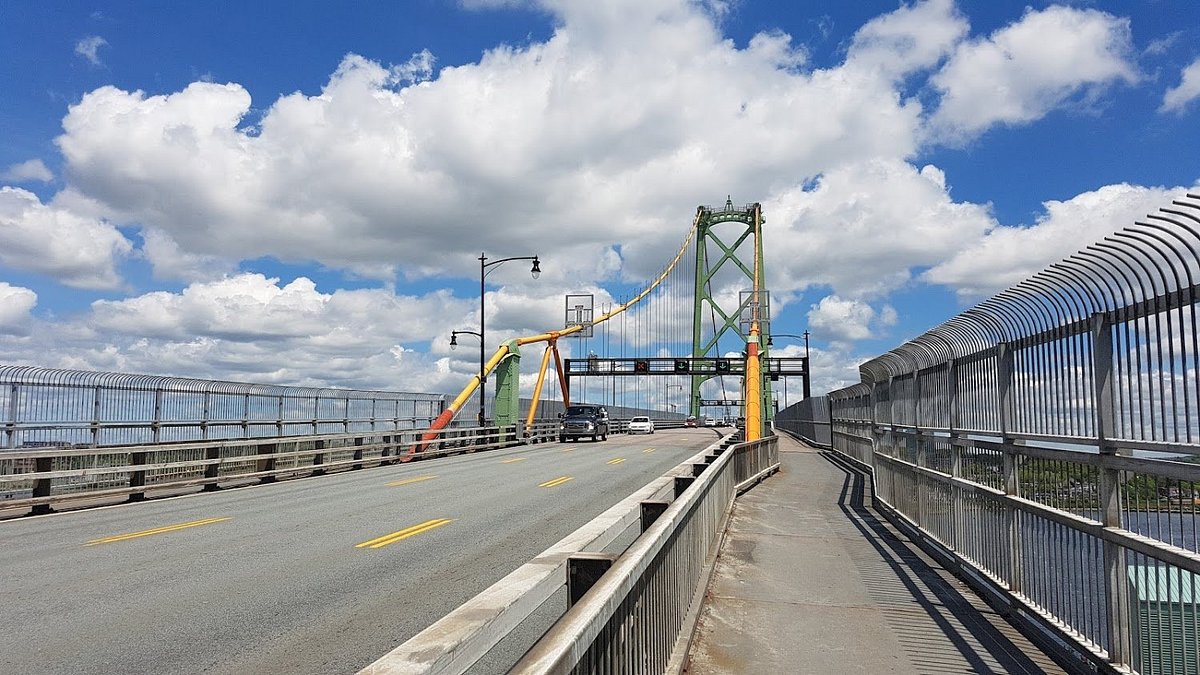 Macdonald Bridge